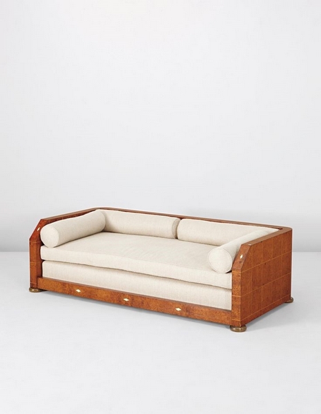 مبل تختخواب شو کلاسیک چوبی